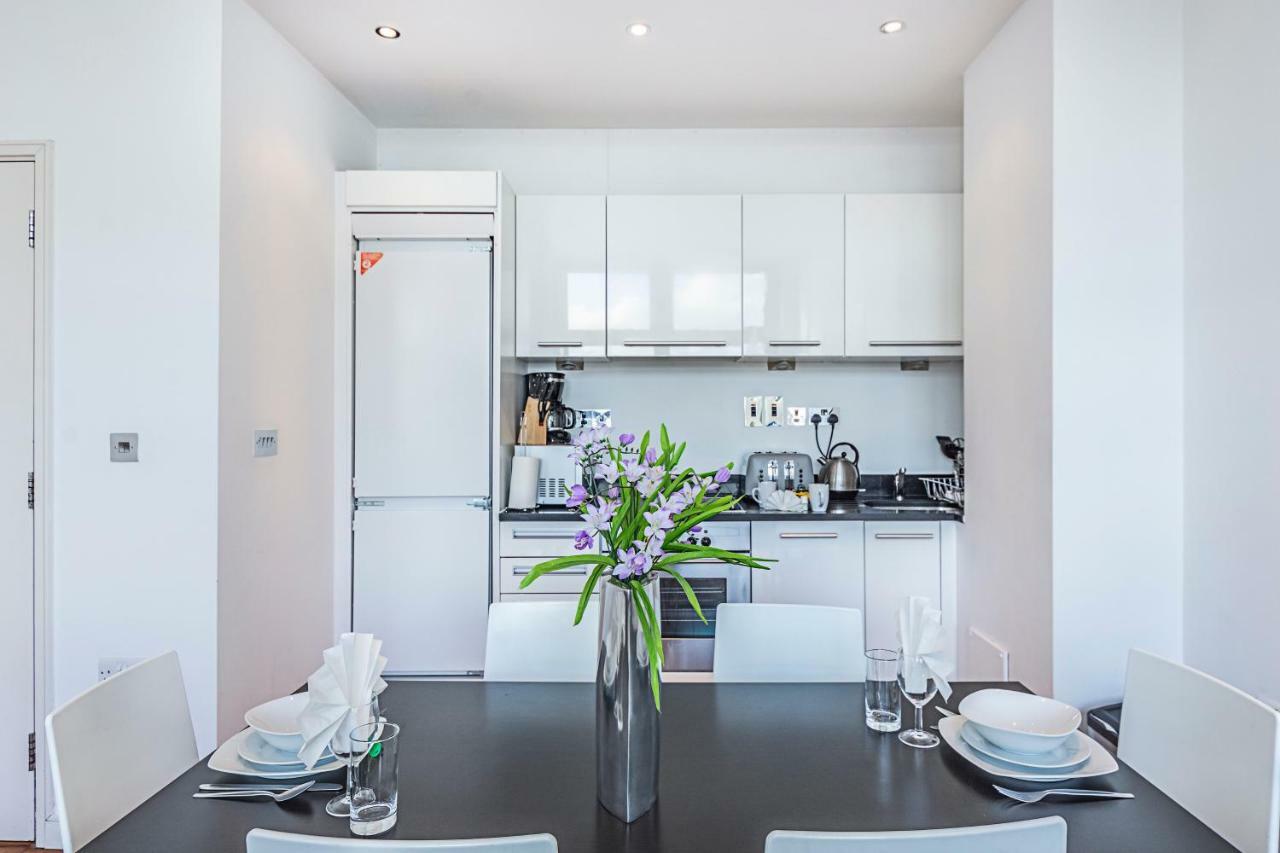 Splendid 3 Bedroom Apartment In Angel/Kings Cross 런던 외부 사진